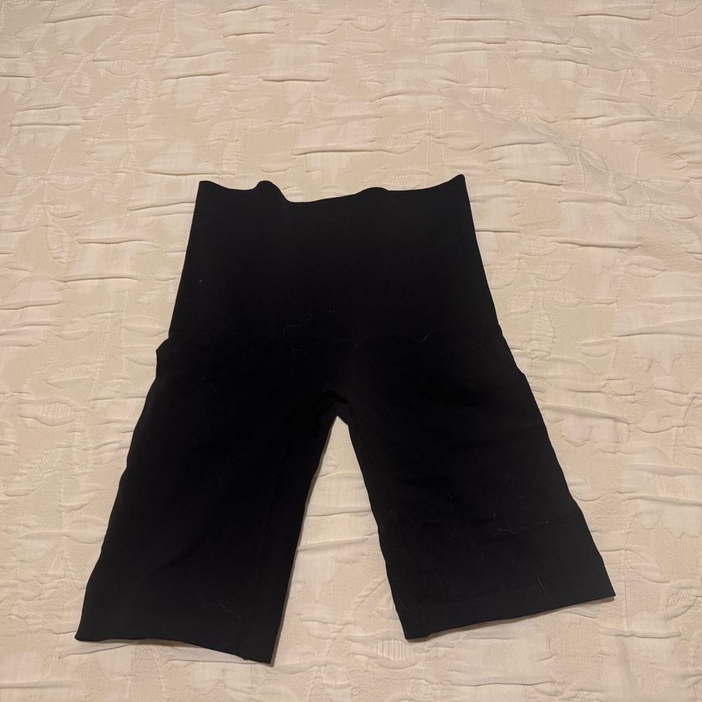 Black High-Waist Shaping Bike Shorts
